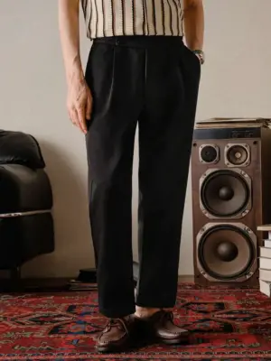 Men's Black Solid Cropped Casual Pants